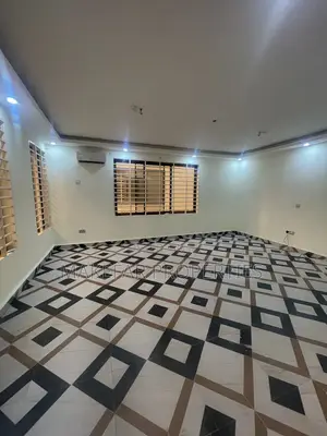 3bdrm Apartment in Ashaley Botwe for rent