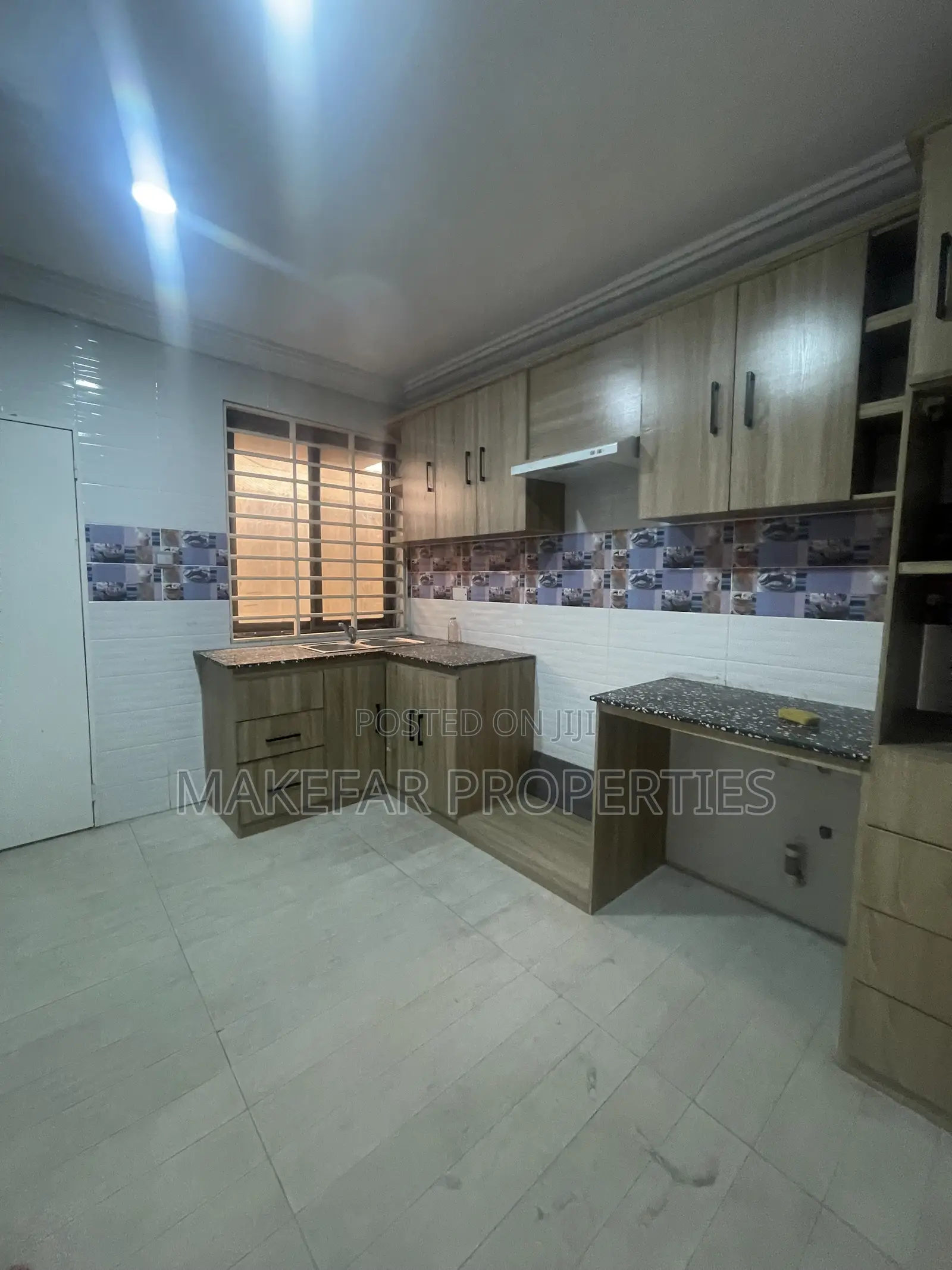 3bdrm Apartment in Ashaley Botwe for rent