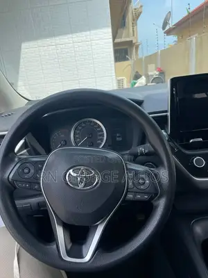 Toyota Corolla 2023 White