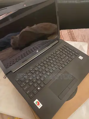 New Laptop HP 15-f272wm 12GB Intel Core i3 HDD+SSD 1T