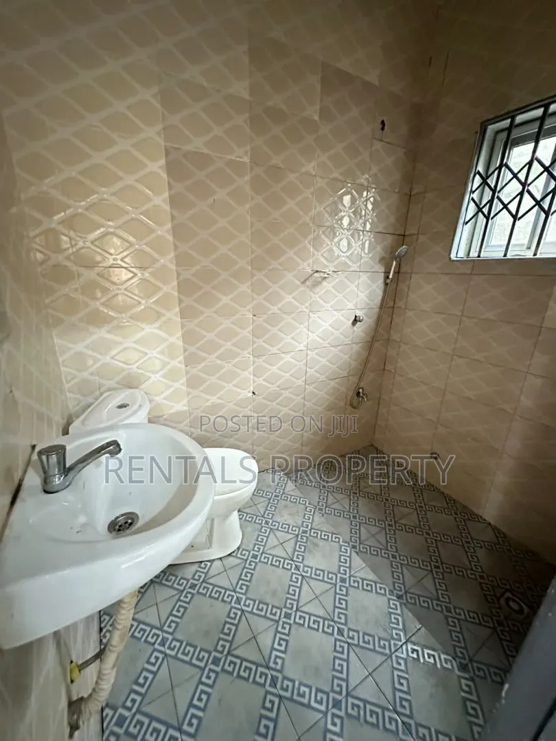 1bdrm Apartment in Penteng, Barrier for rent