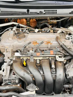 Toyota Corolla LE Eco Plus 4dr Sedan (1.8L 4cyl CVT) 2015 Green