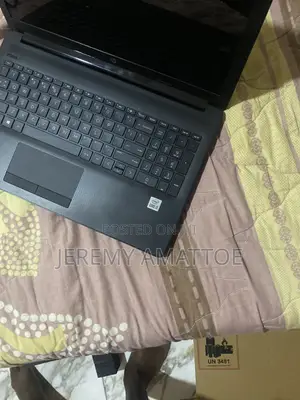 New Laptop HP 15-f272wm 12GB Intel Core i3 HDD+SSD 1T