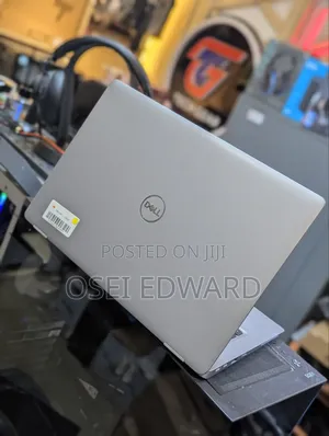 Laptop Dell Latitude 5320 16GB Intel Core i5 SSD 256GB