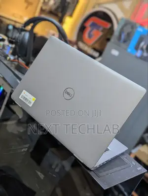 Laptop Dell Latitude 5320 16GB Intel Core i5 SSD 256GB