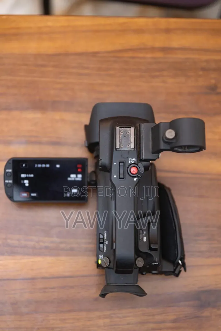 Canon XA 60 Camcorder