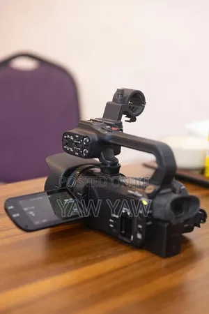 Canon XA 60 Camcorder