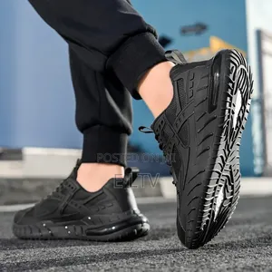Sleek Gym and Casual Sneeker