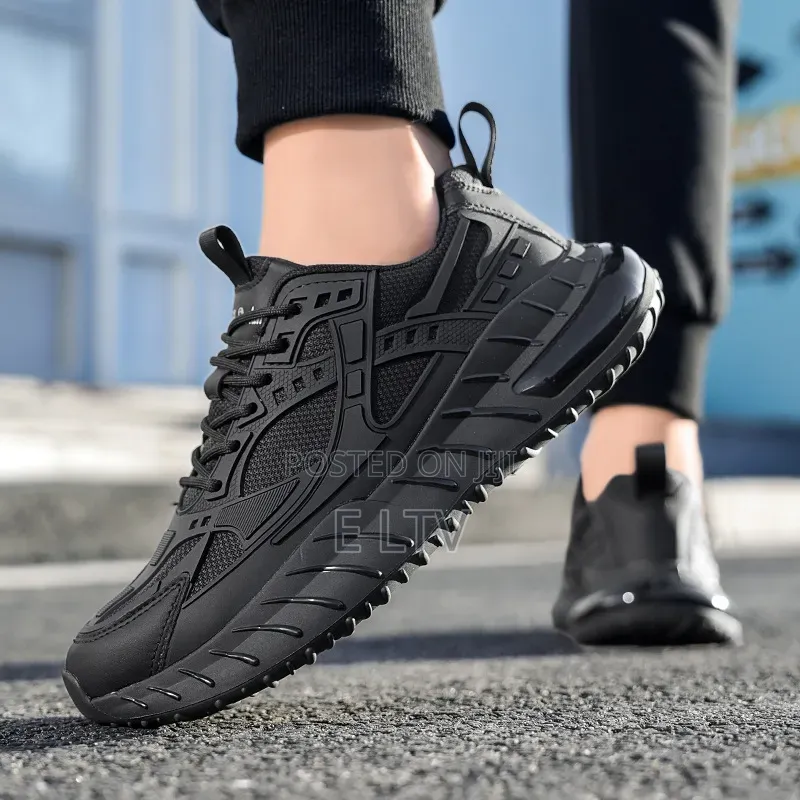 Sleek Gym and Casual Sneeker