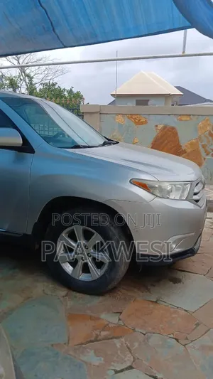 Toyota Highlander Limited 2012 Gray