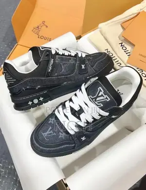 Louis Vuitton Trainer Sneaker