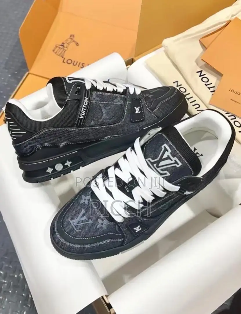 Louis Vuitton Trainer Sneaker
