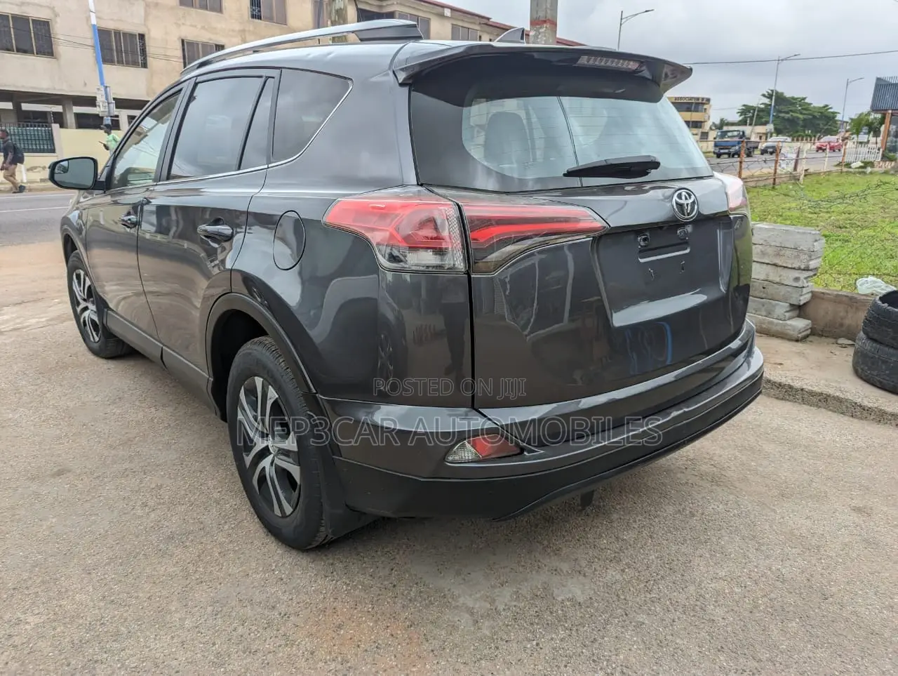 Toyota RAV4 2017 Gray