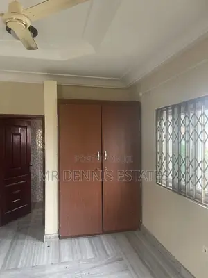 3bdrm Apartment in Westhills Mall for rent
