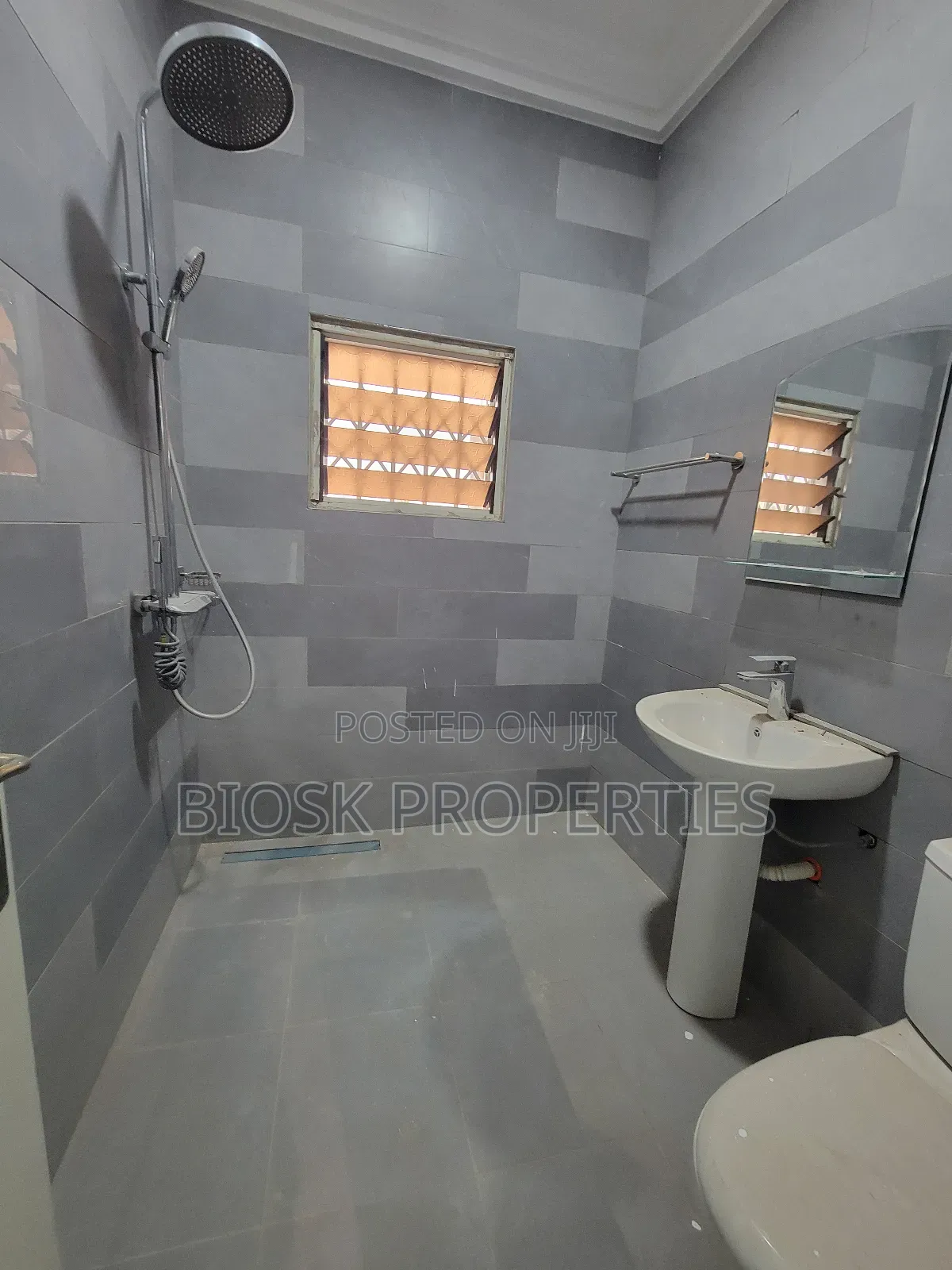 1bdrm Apartment in Biosk Properties, Malejor for rent