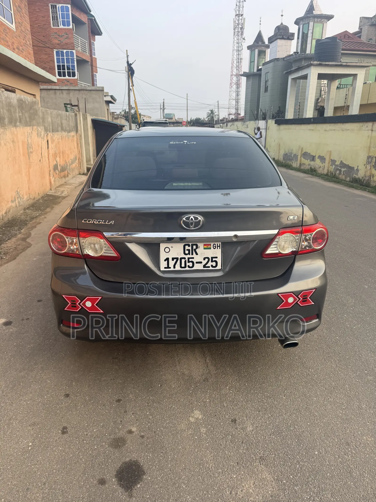 Toyota Corolla LE 4dr Sedan (1.8L 4cyl 4A) 2013 Gray