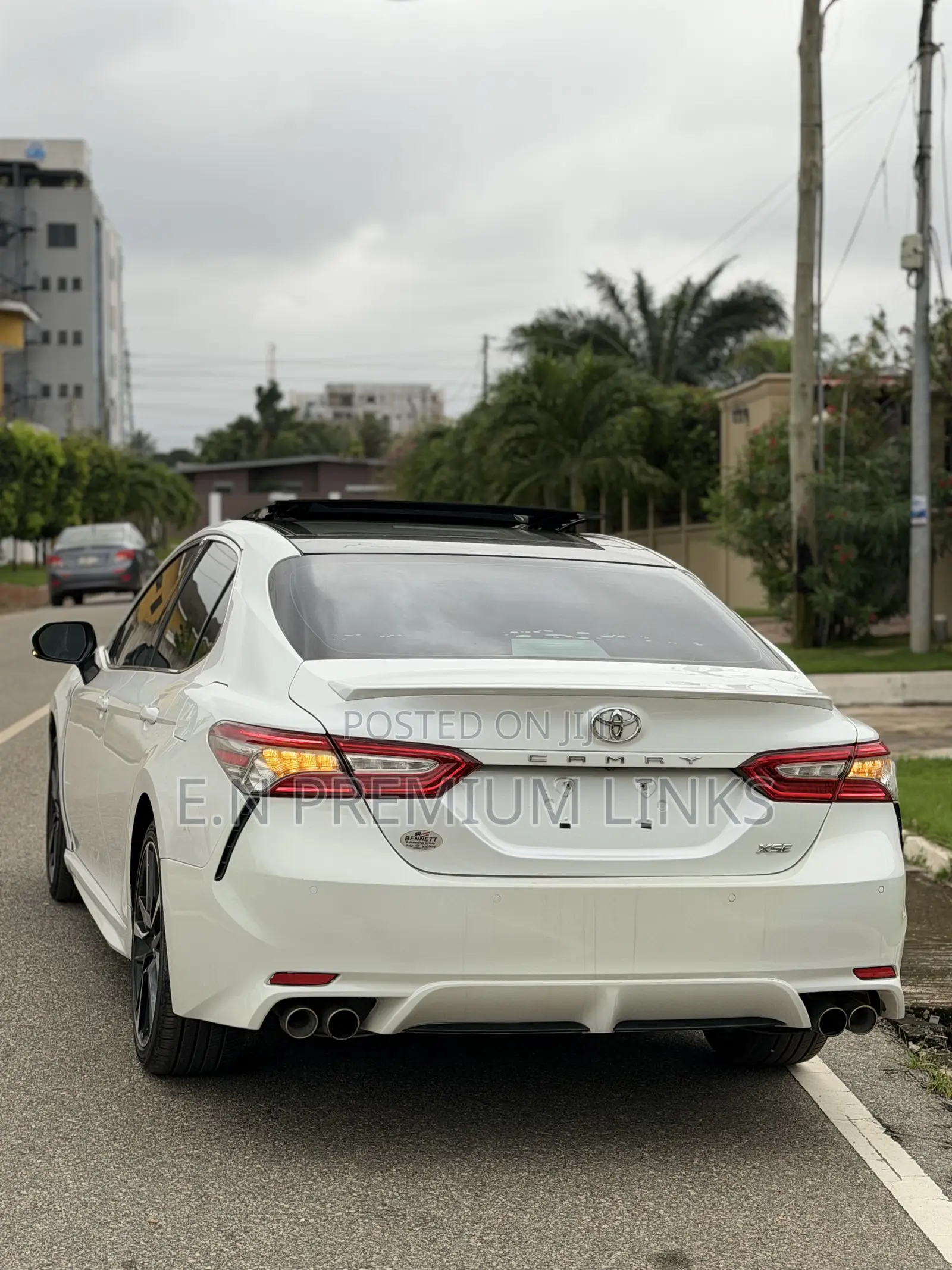 Toyota Camry XSE (2.5L 4cyl 8A) 2019 White