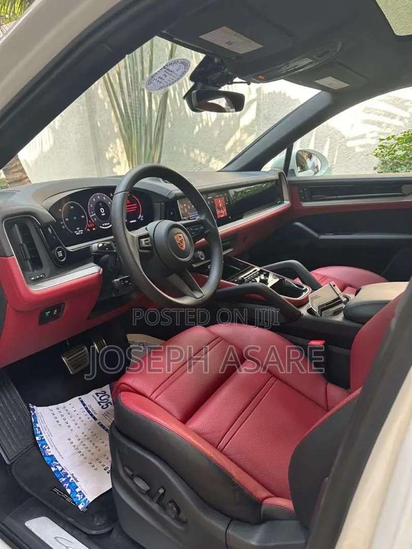 Porsche Cayenne S AWD 2024 White