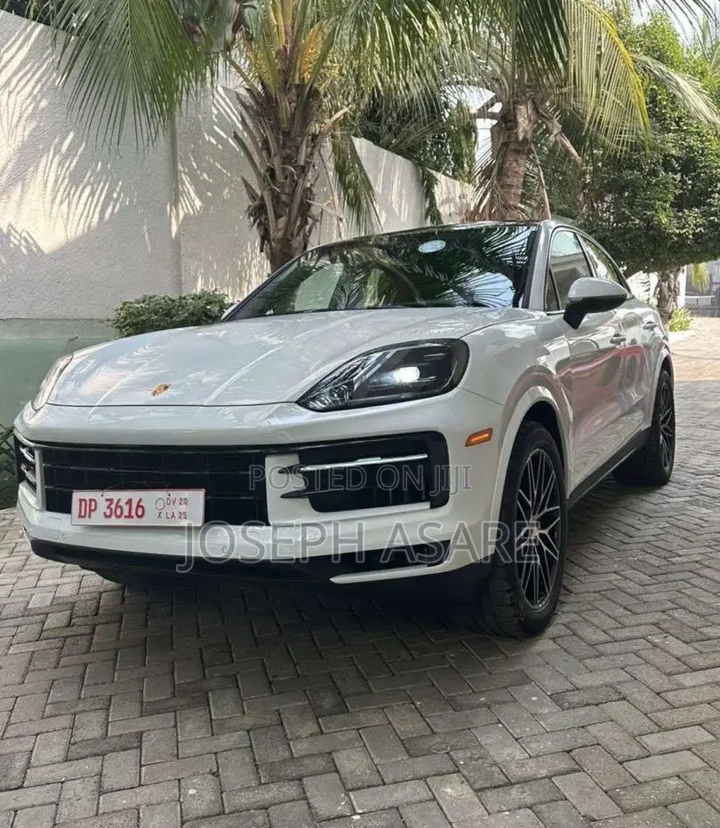 Porsche Cayenne S AWD 2024 White