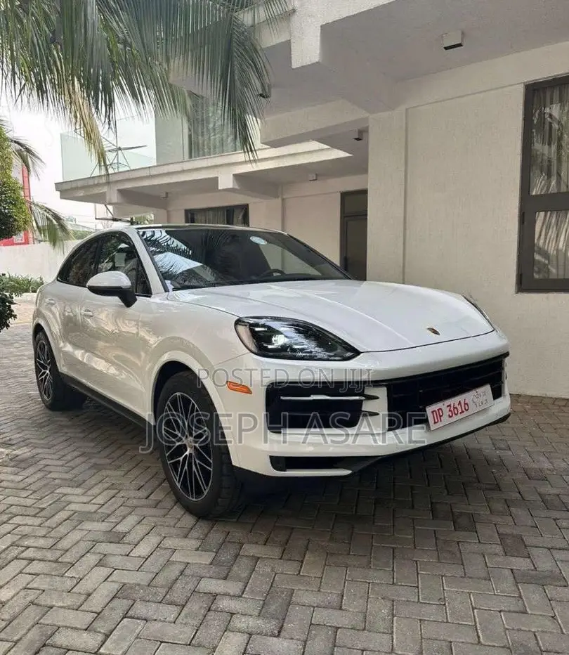 Porsche Cayenne S AWD 2024 White