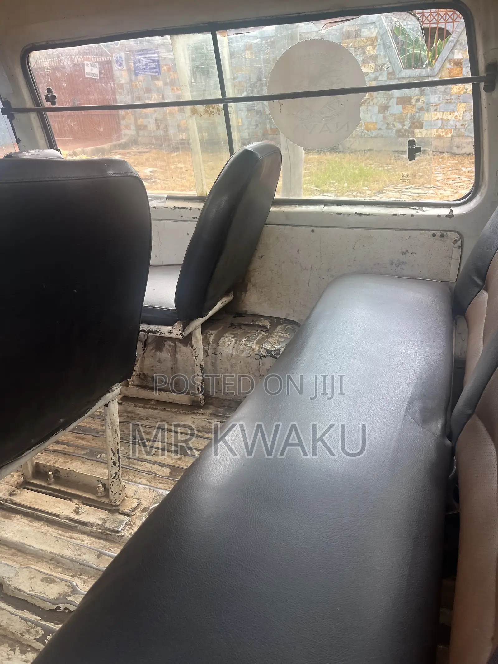 Nissan Caravan (Urvan) 2002 Green