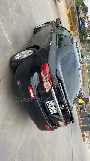 Toyota Corolla LE 4dr Sedan (1.8L 4cyl 4A) 2013 Black