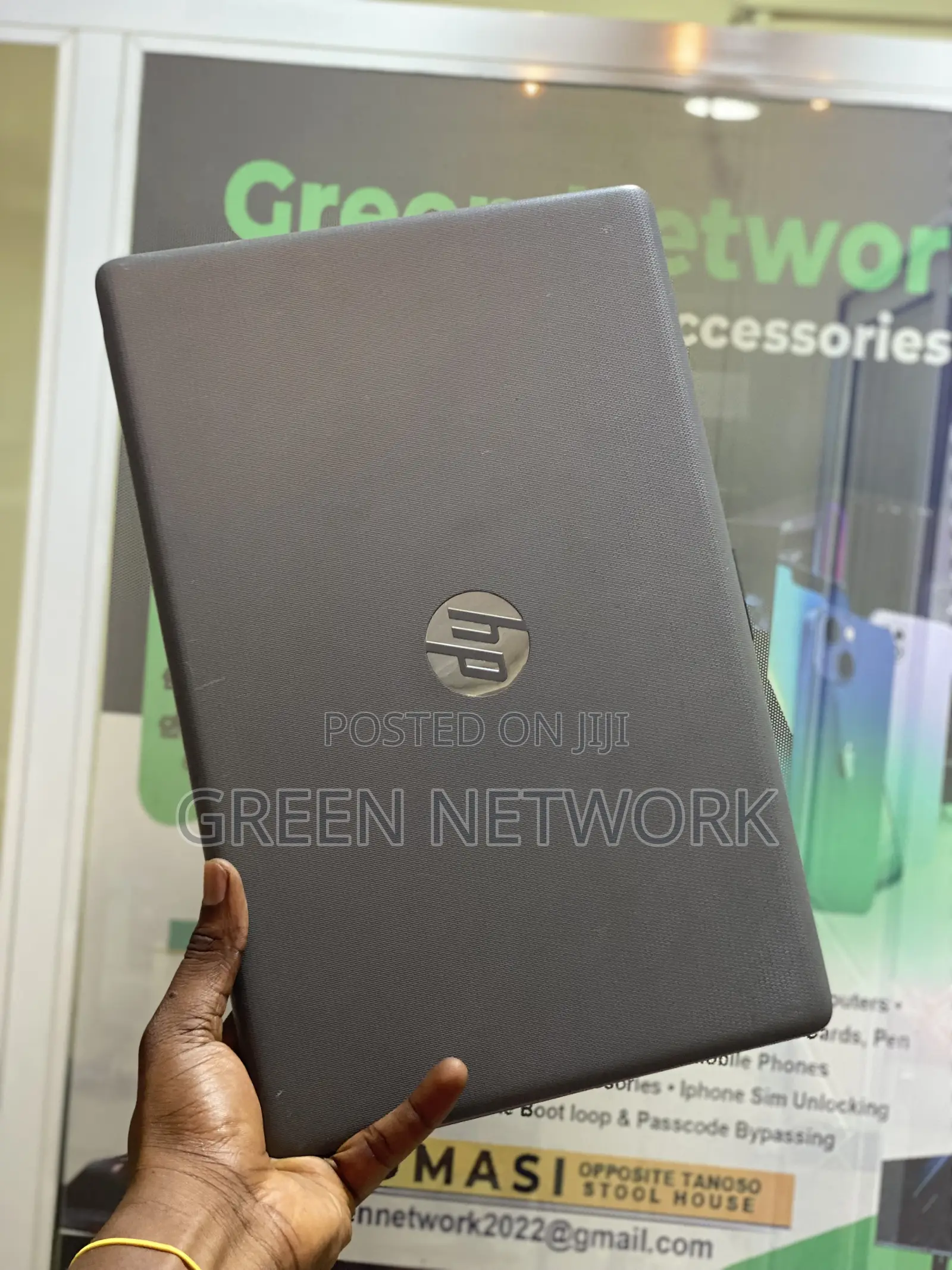 Laptop HP 15-da3007nia 8GB AMD A8 SSD 256GB