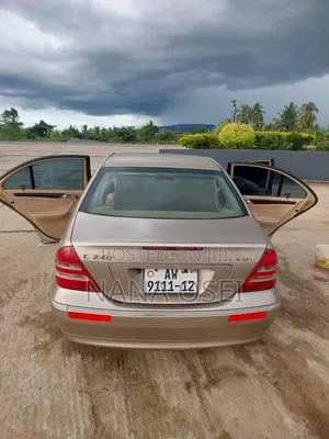 Mercedes-Benz C240 2005 Brown