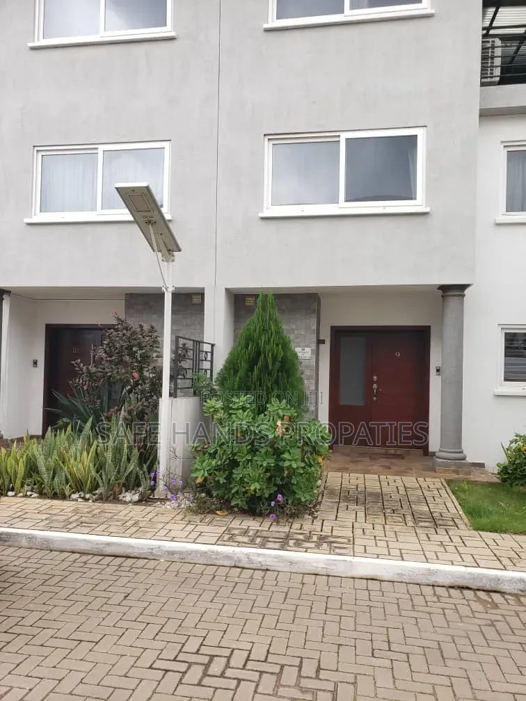 5bdrm House in Accra Metropolitan for rent