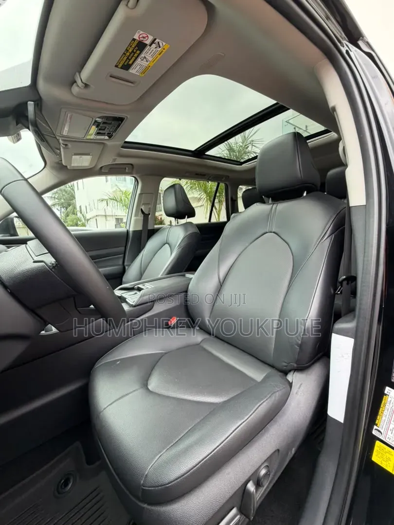 Toyota Grand Highlander 2024 Blue