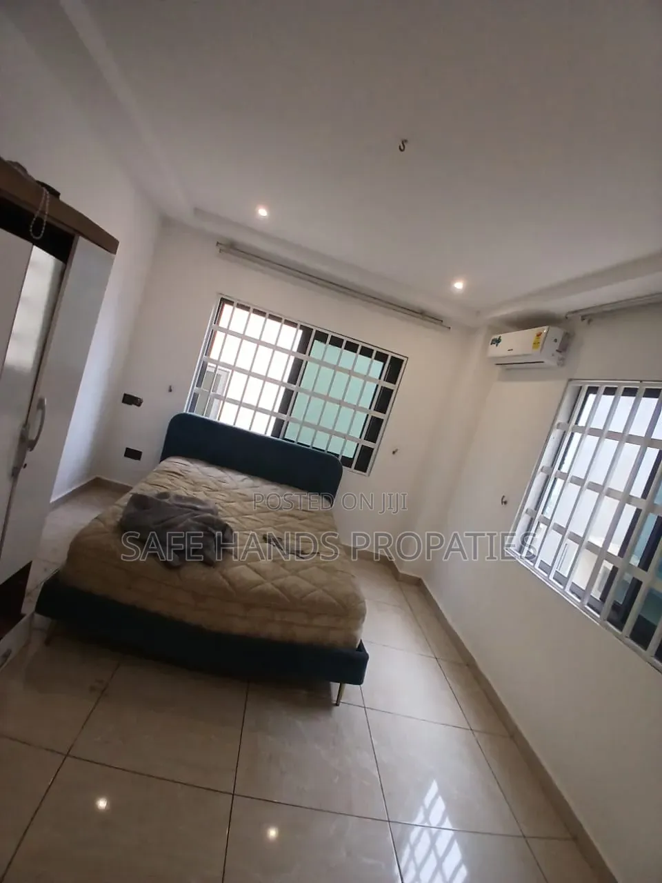 4bdrm Mansion in Accra Metropolitan for rent