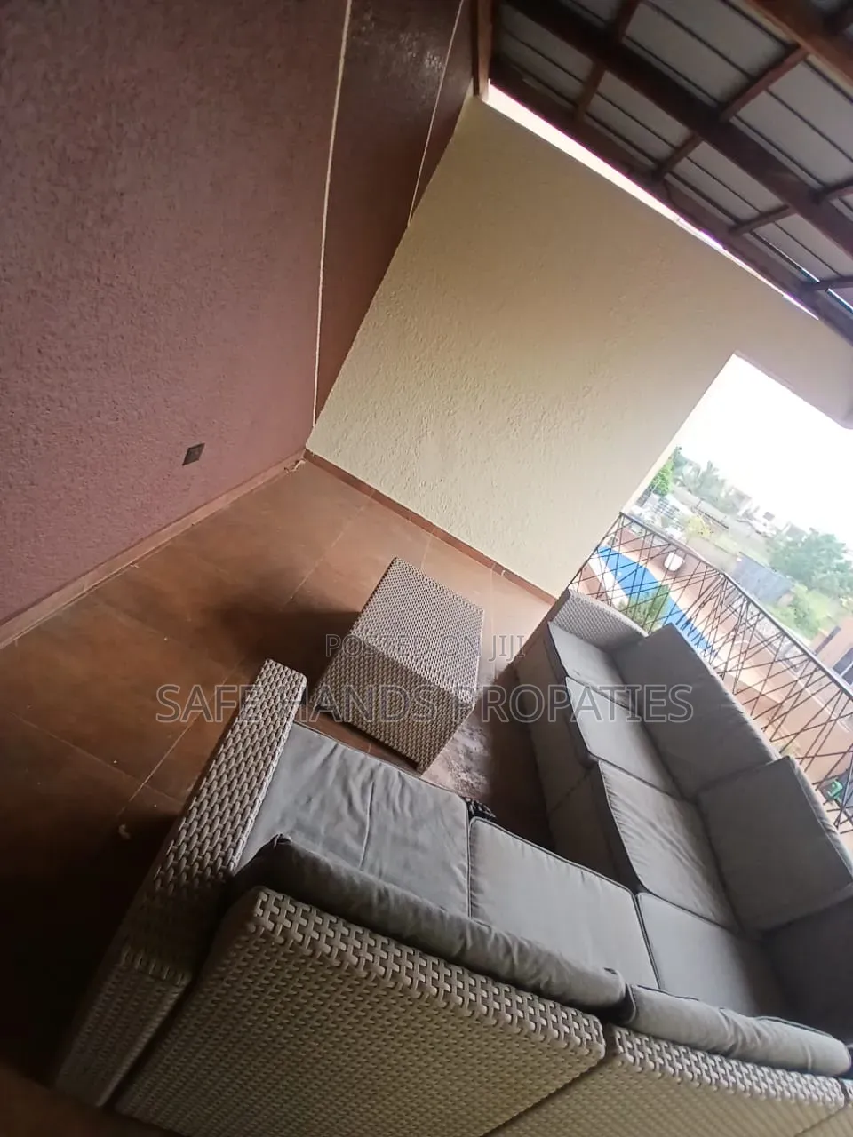 4bdrm Mansion in Accra Metropolitan for rent