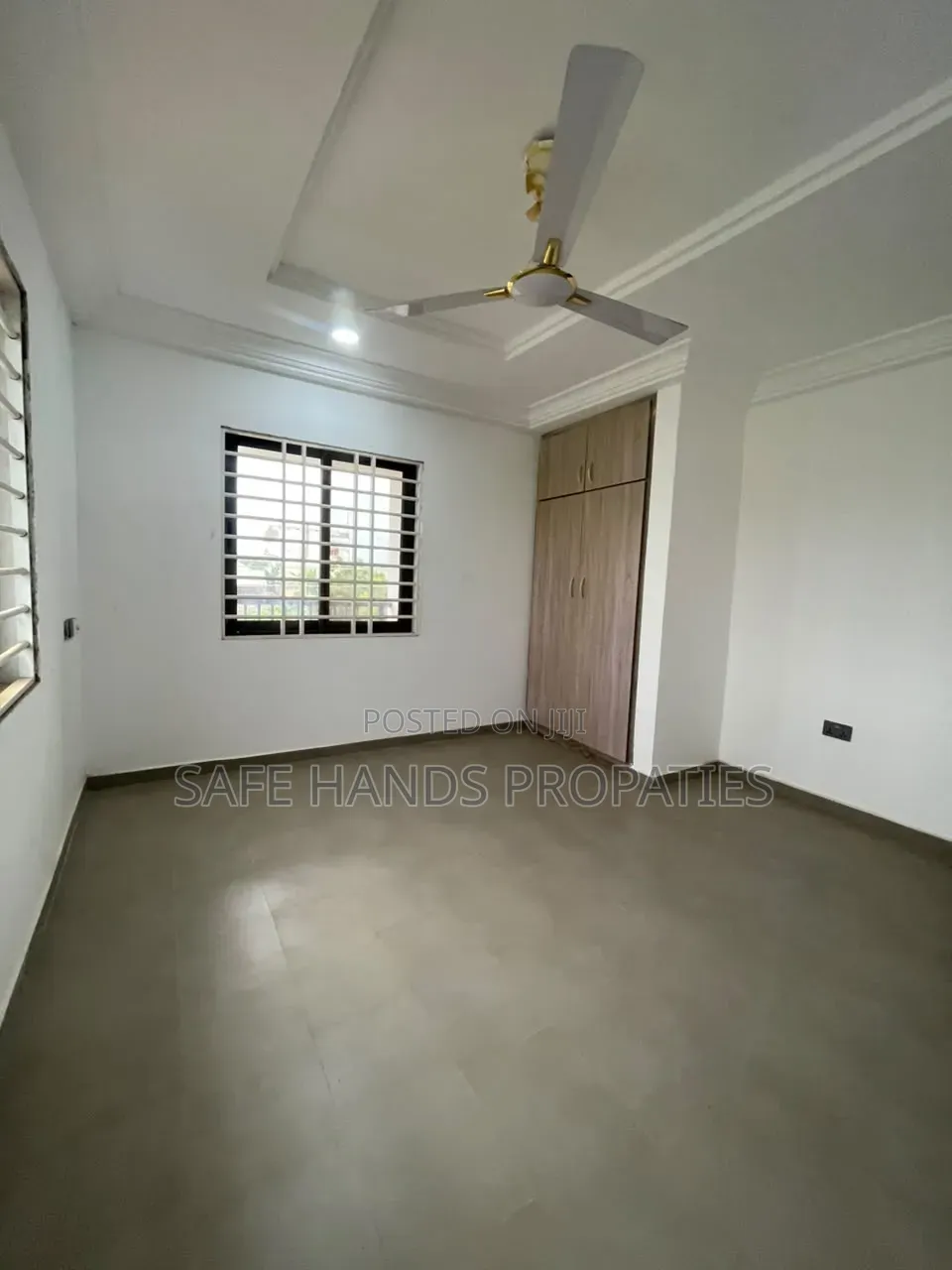 6bdrm House in Accra Metropolitan for sale