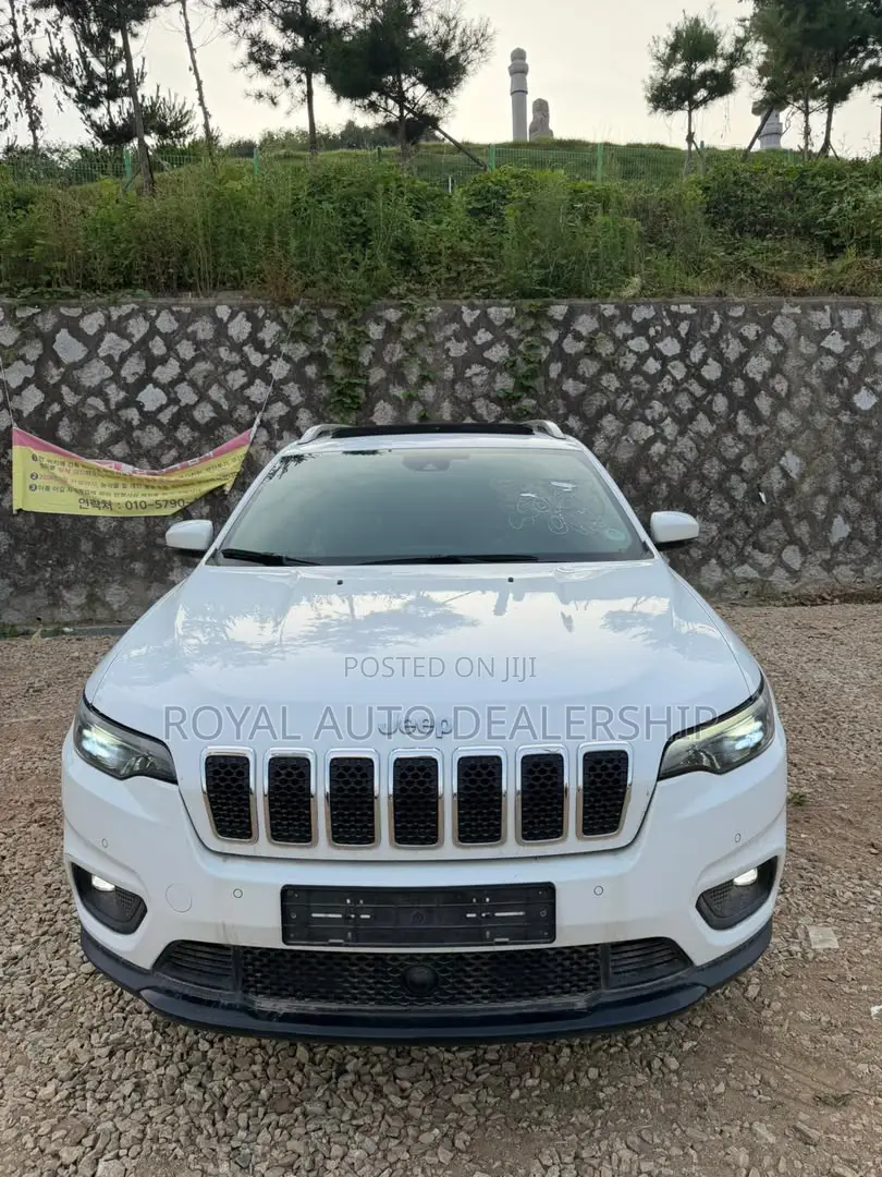 Jeep Cherokee Latitude 4x4 2019 White