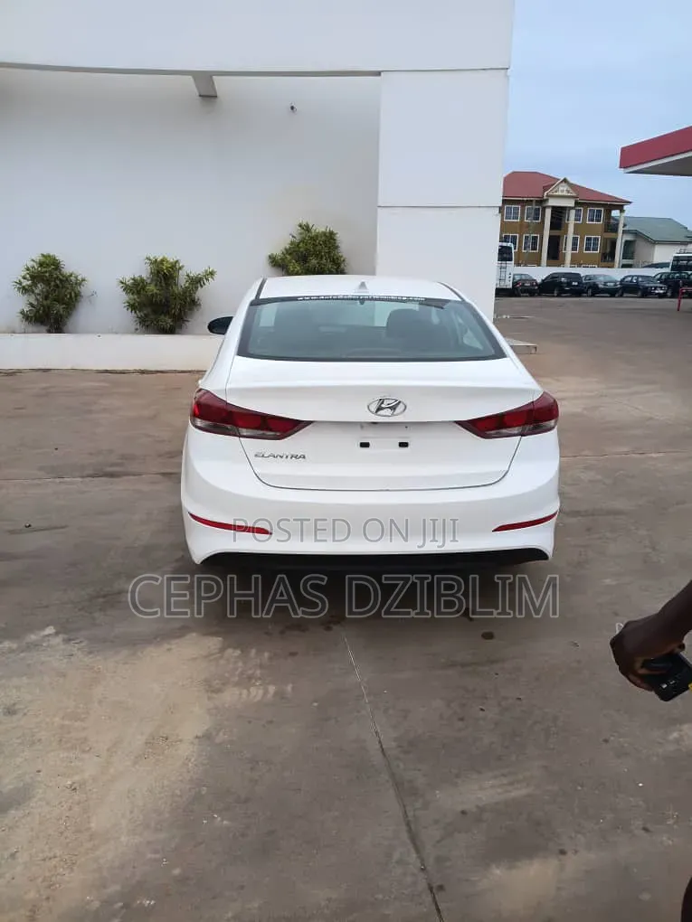 Hyundai Elantra ECO 2018 White