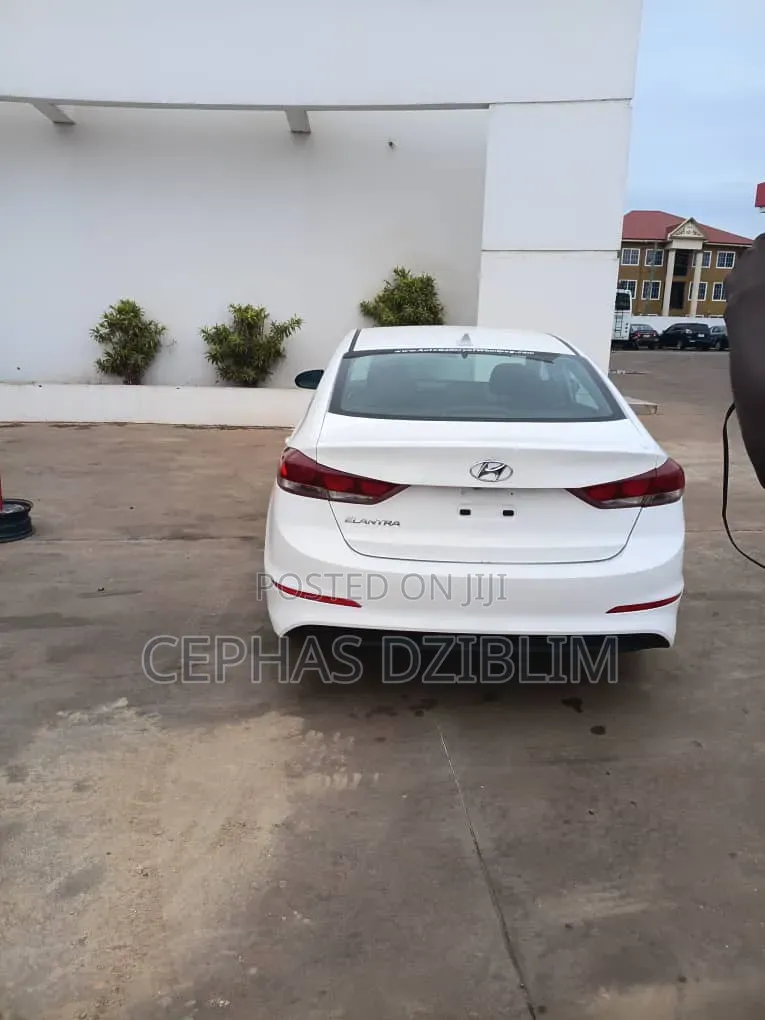 Hyundai Elantra ECO 2018 White
