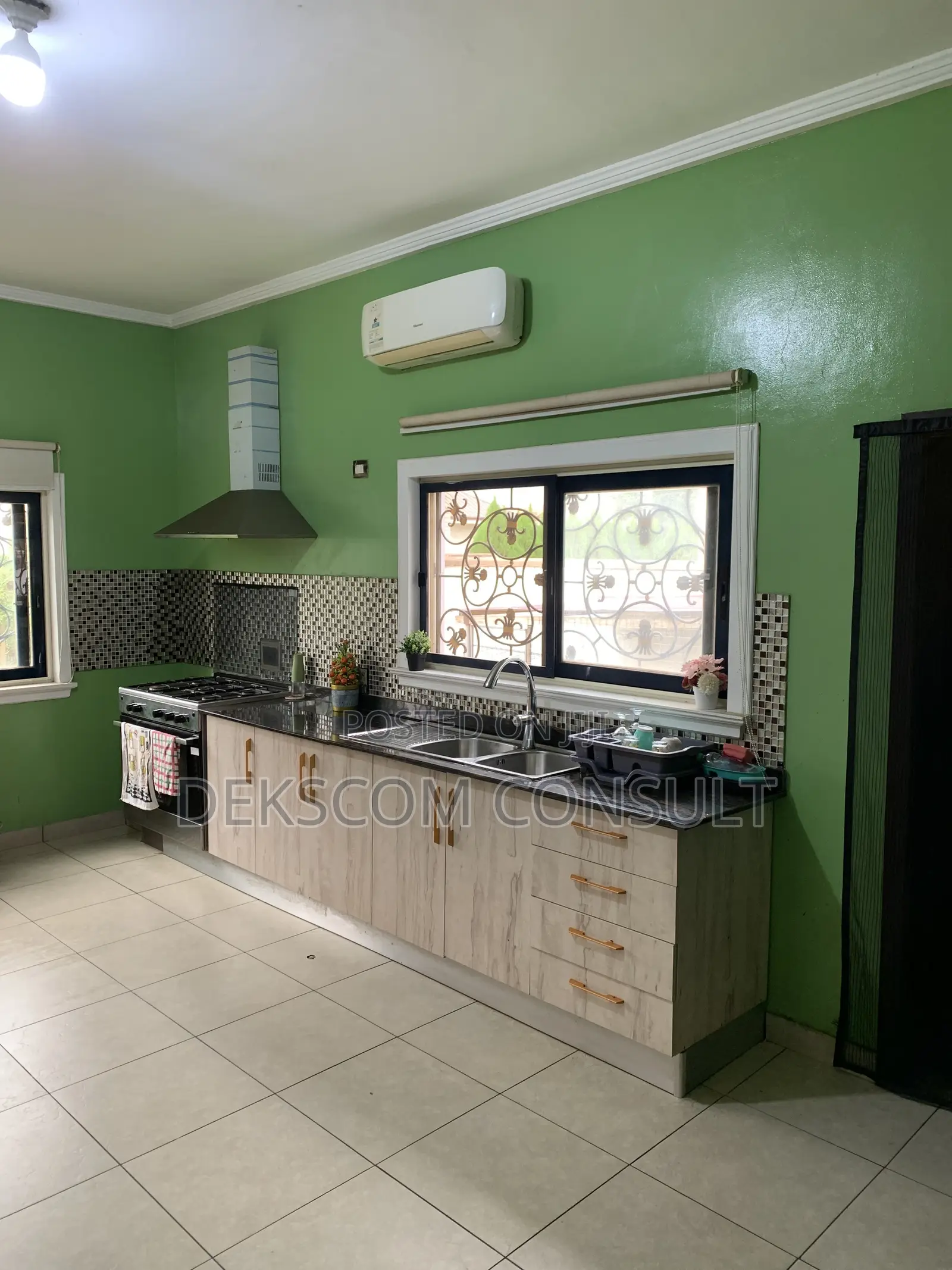 4bdrm House in Oyarifa for sale