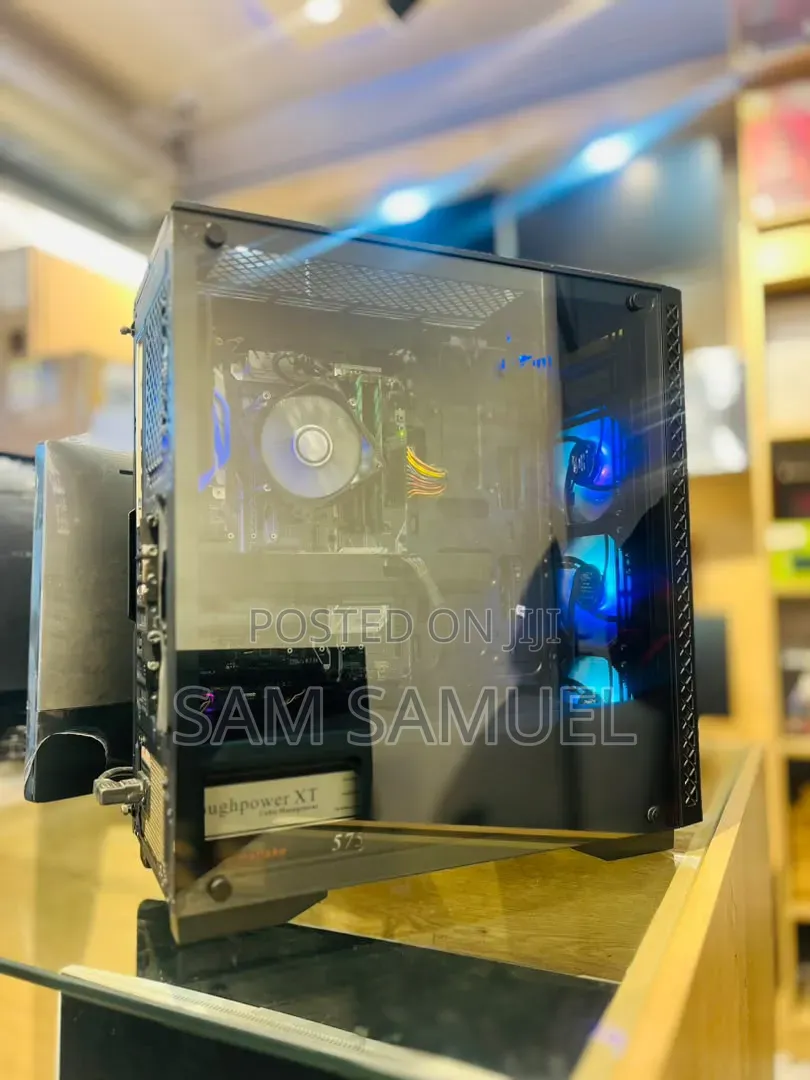 Desktop Computer Asus 16GB Intel Core i7 SSD 512GB