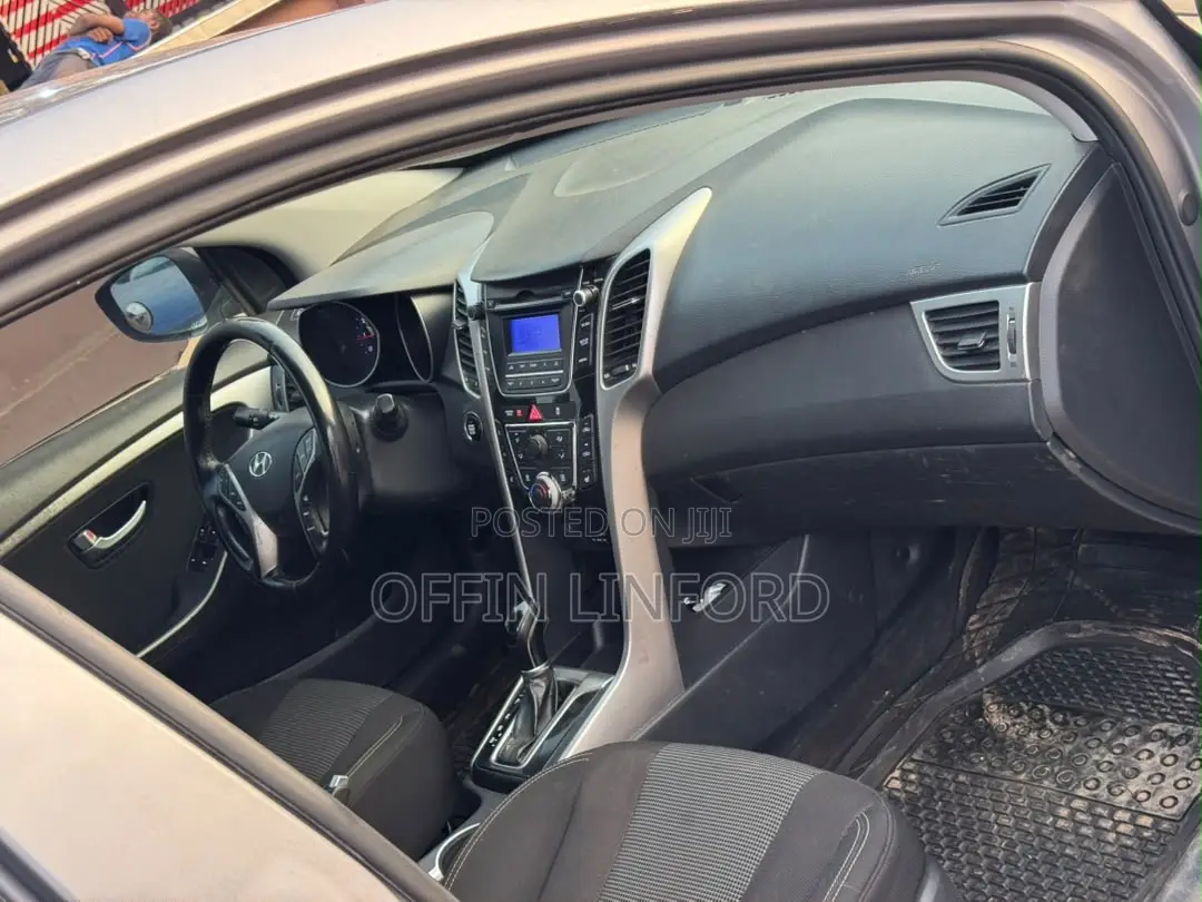Hyundai Elantra GT 2013 Gray
