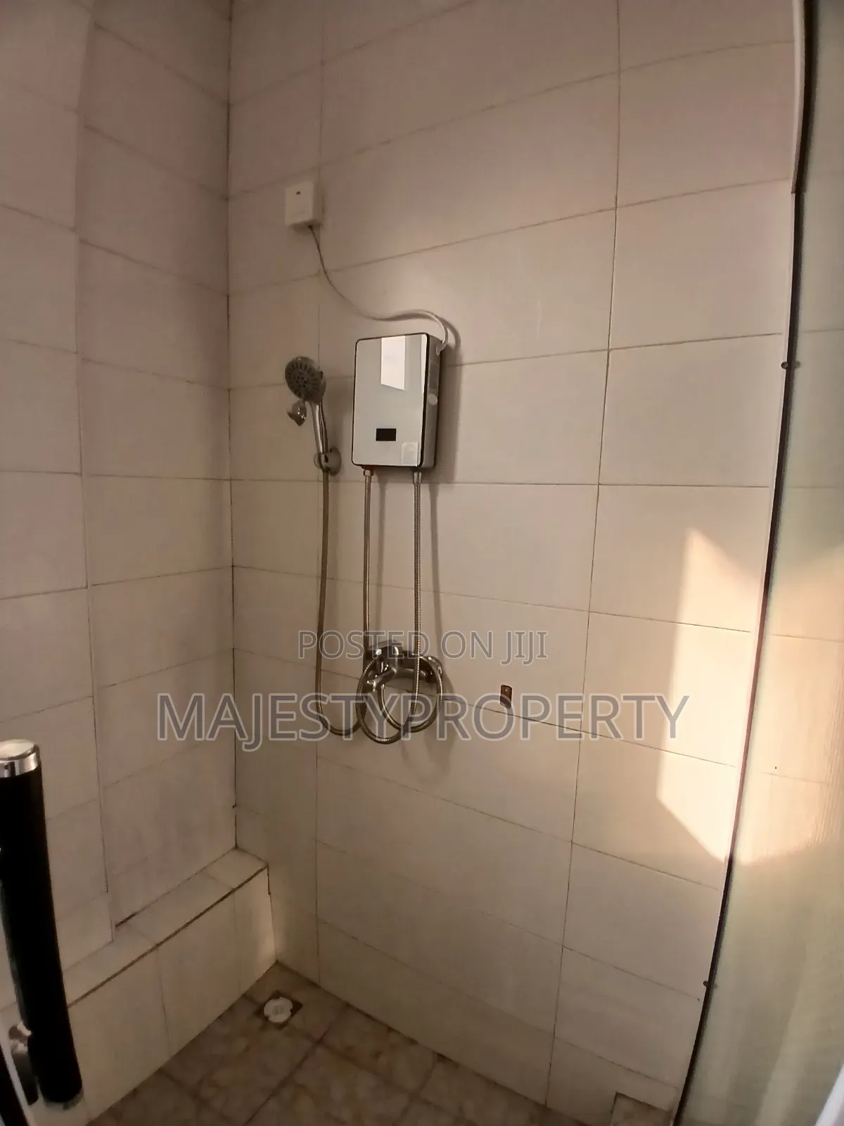 3bdrm Apartment in Berma Hills, Airport Residential Area for rent