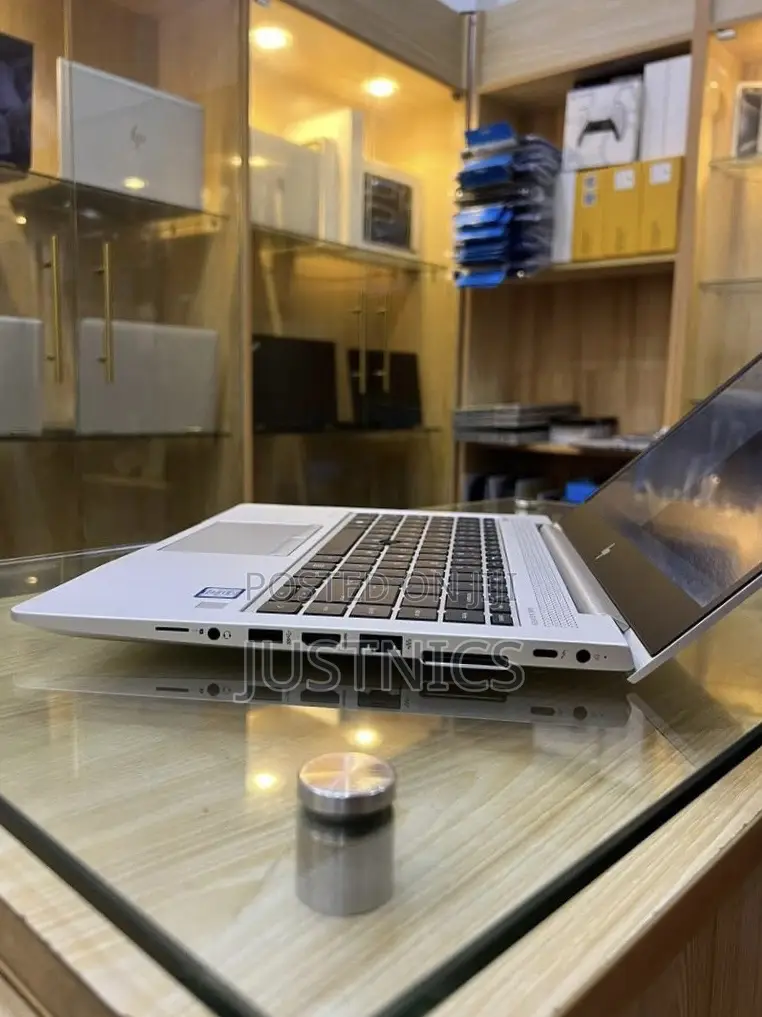 New Laptop HP EliteBook 840 G6 8GB Intel Core i7 SSD 256GB