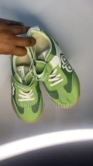 Little Dee Kicks