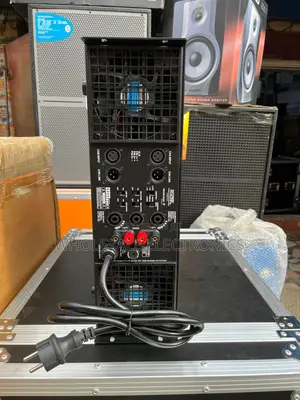 Crest Audio Ca18 Amplifier