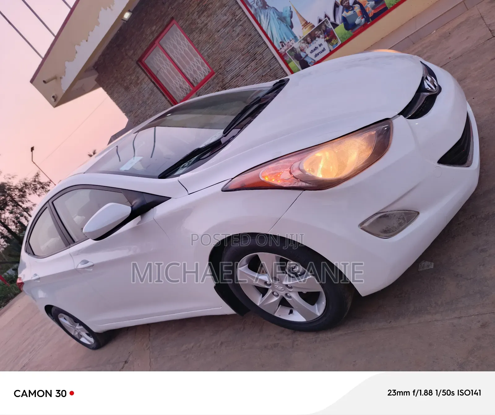 Hyundai Elantra GLS Sedan FWD (1.8L 4cyl 6A) 2013 White