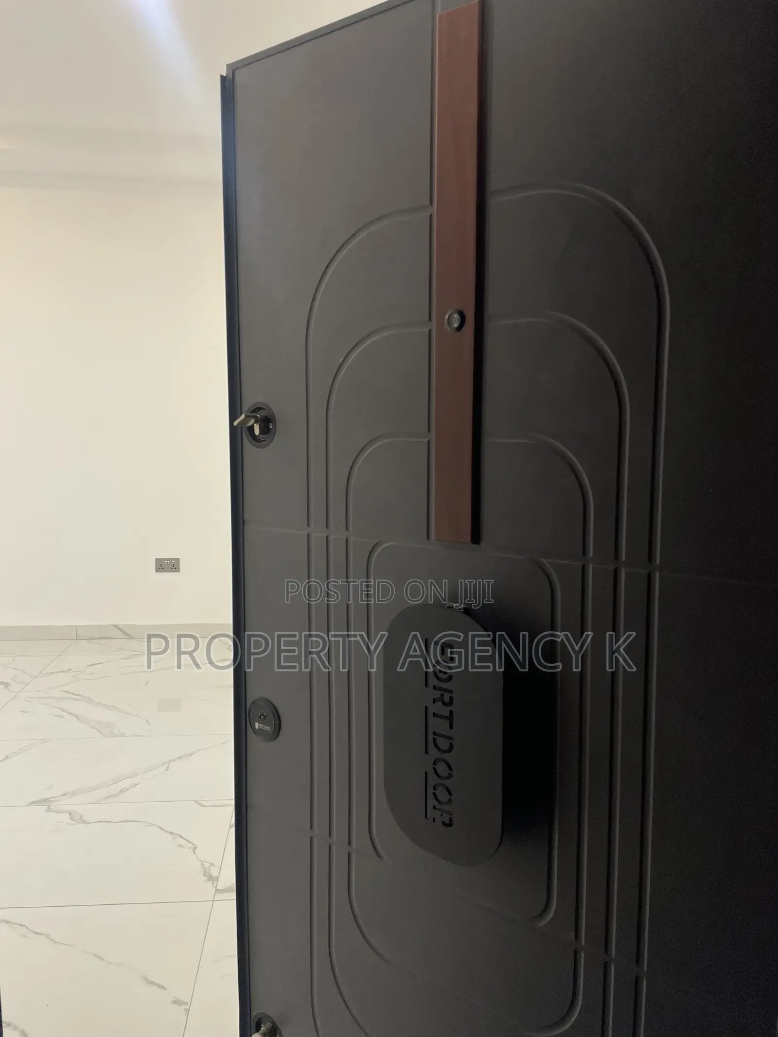2bdrm Apartment in Gelo, Taifa-Burkina for rent