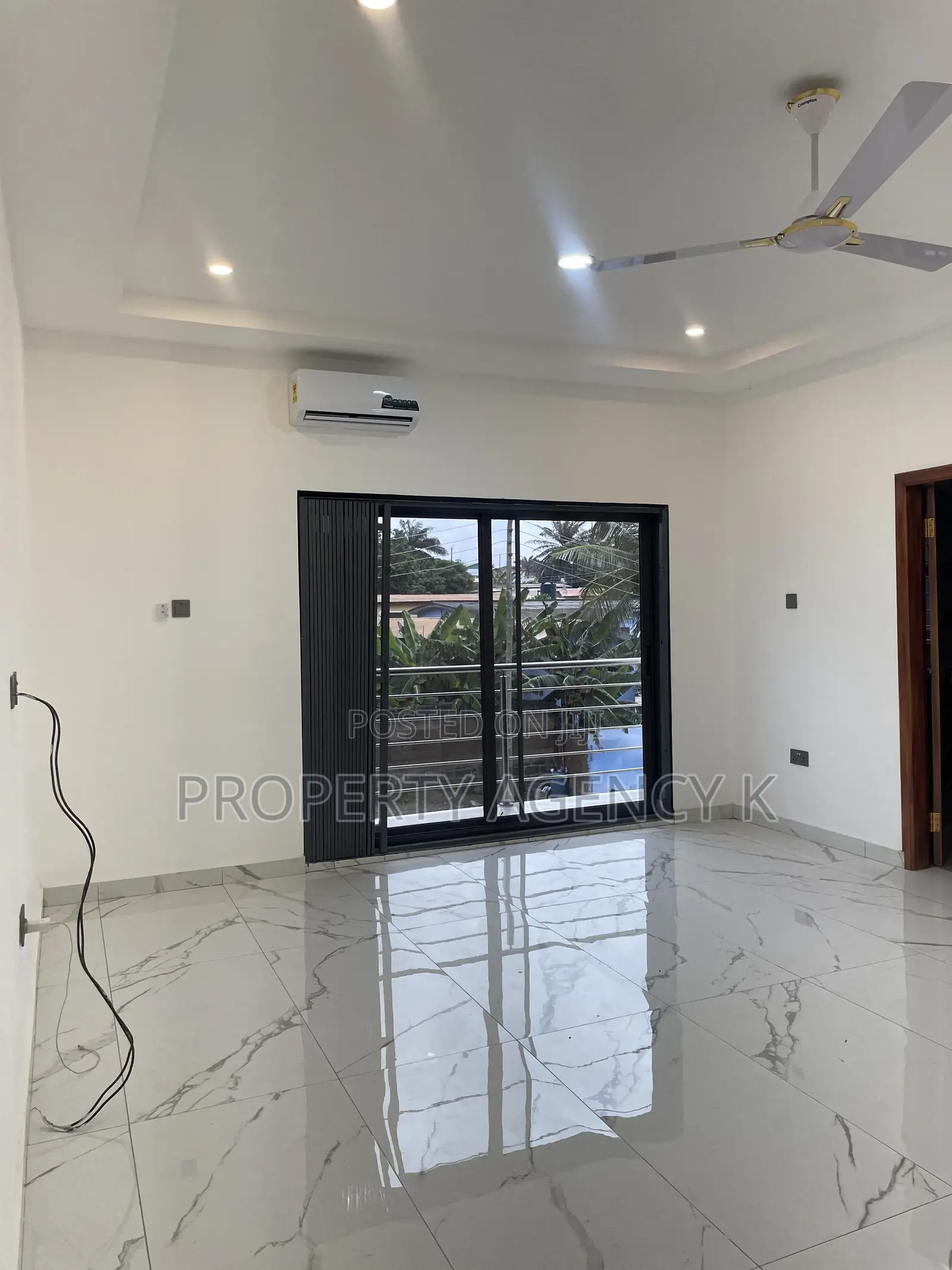 2bdrm Apartment in Gelo, Taifa-Burkina for rent