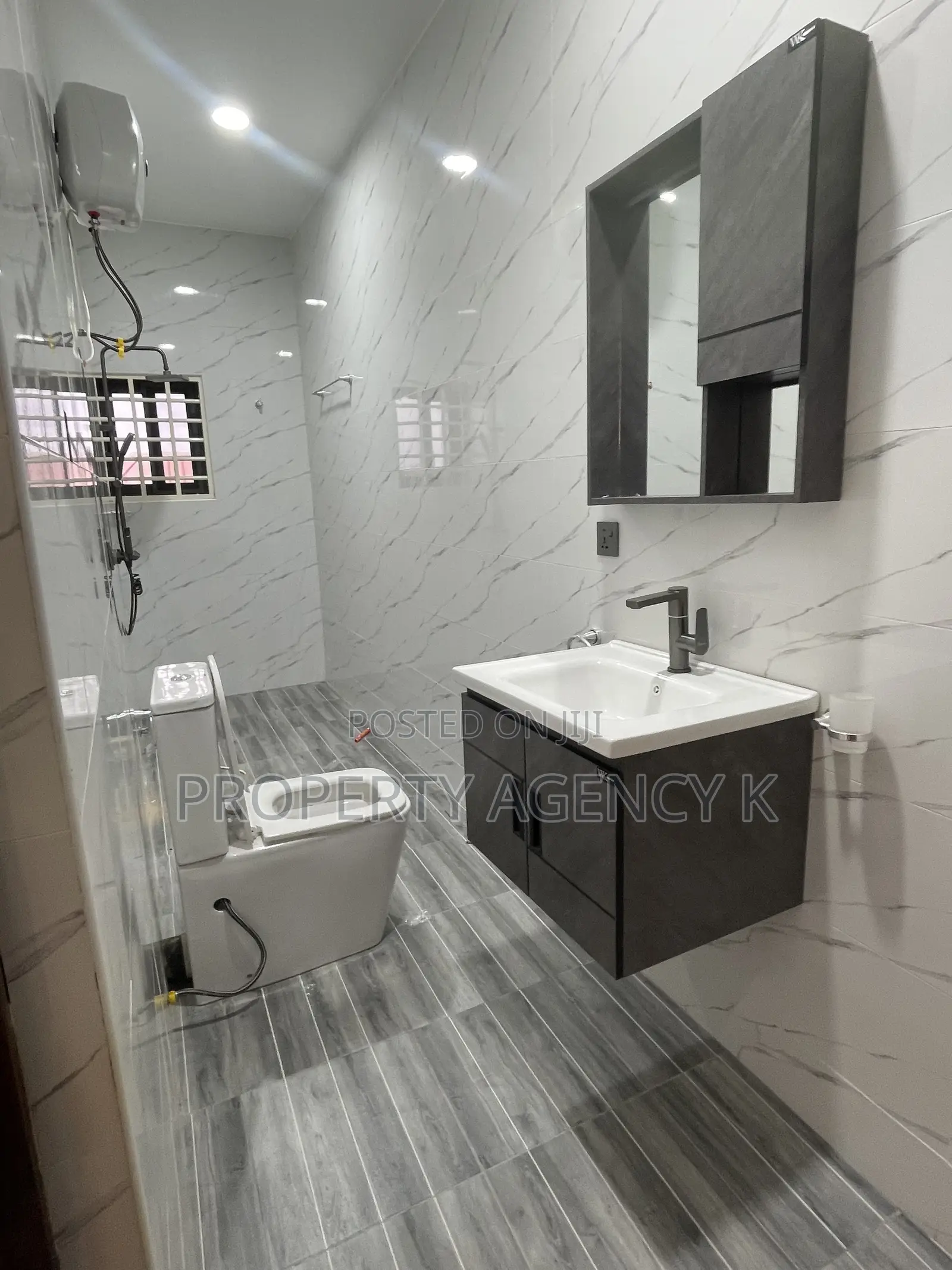 2bdrm Apartment in Gelo, Taifa-Burkina for rent