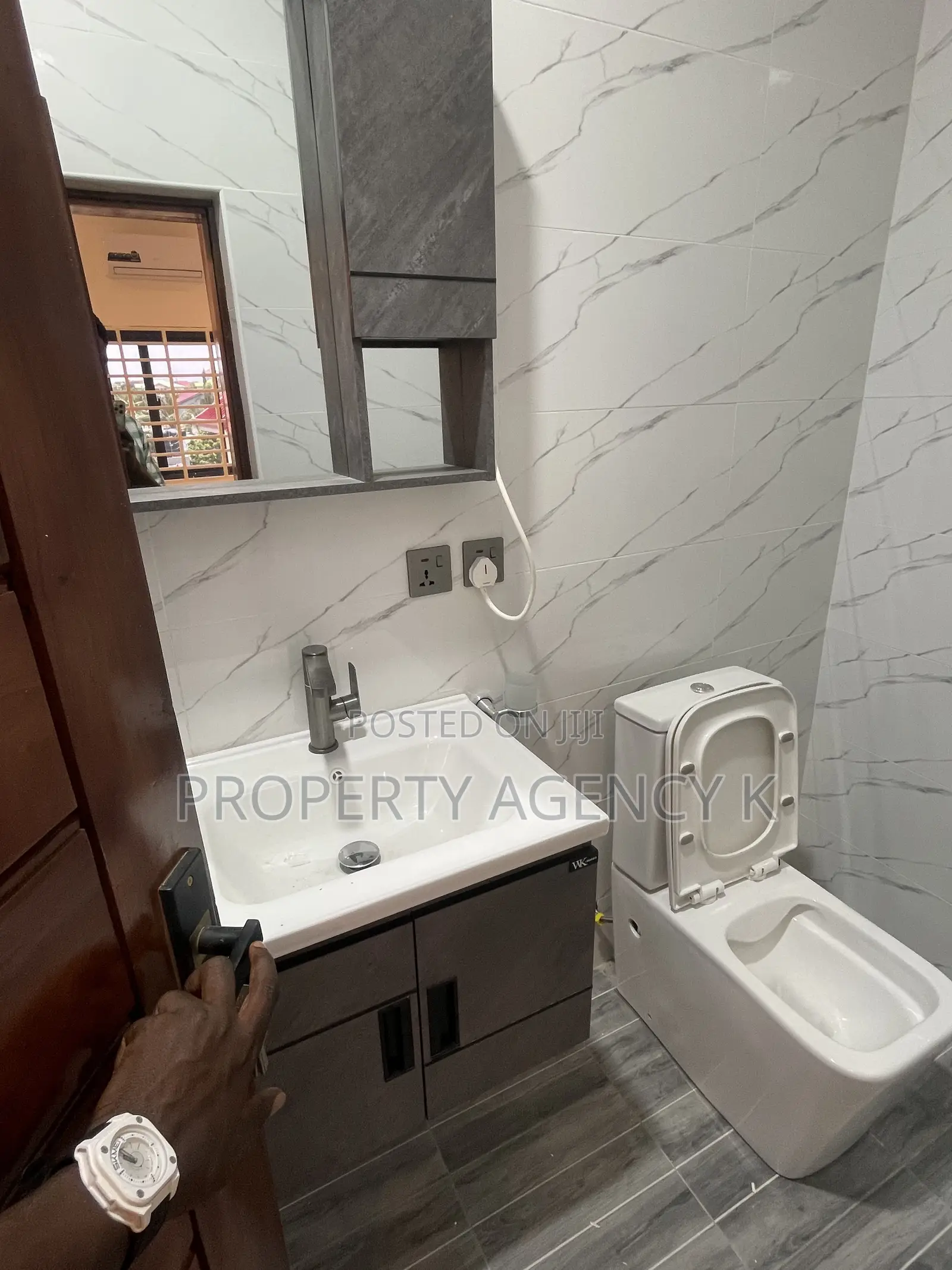 2bdrm Apartment in Gelo, Taifa-Burkina for rent