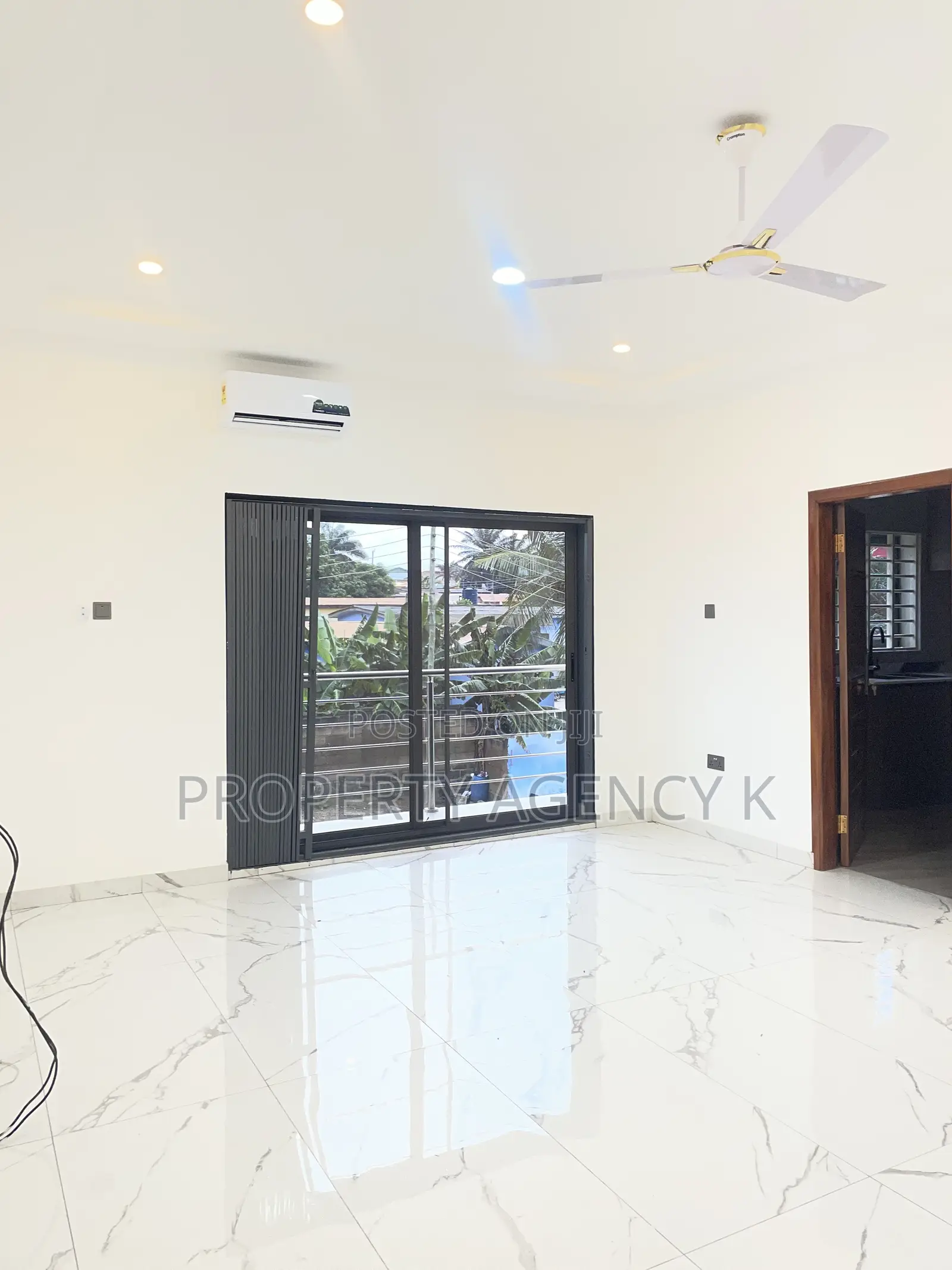 2bdrm Apartment in Gelo, Taifa-Burkina for rent