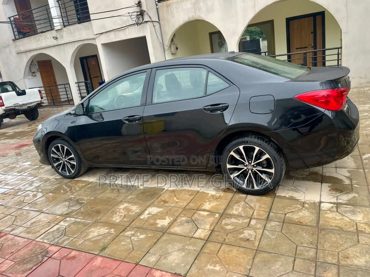 Toyota Corolla XSE (1.8L 4cyl 2A) 2018 Black